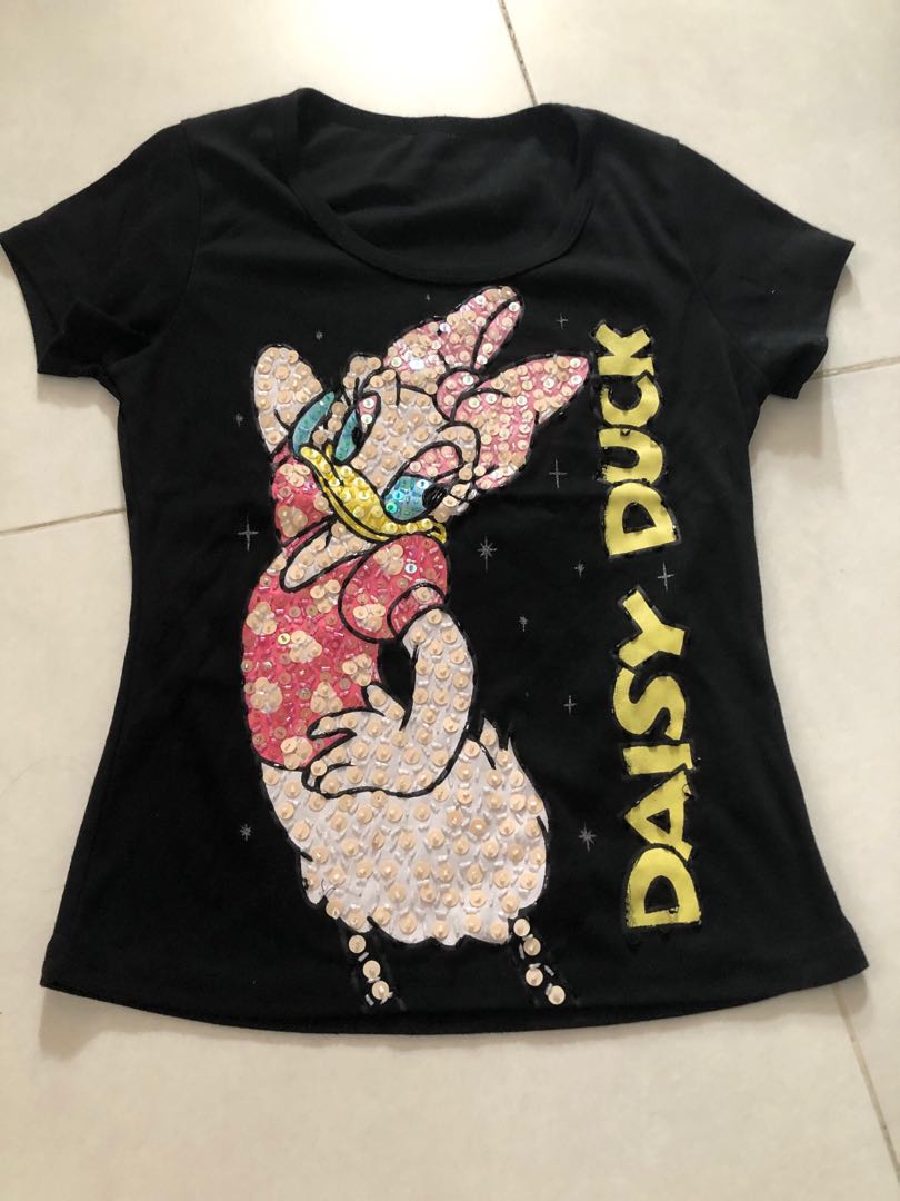 daisy duck shirt forever 21