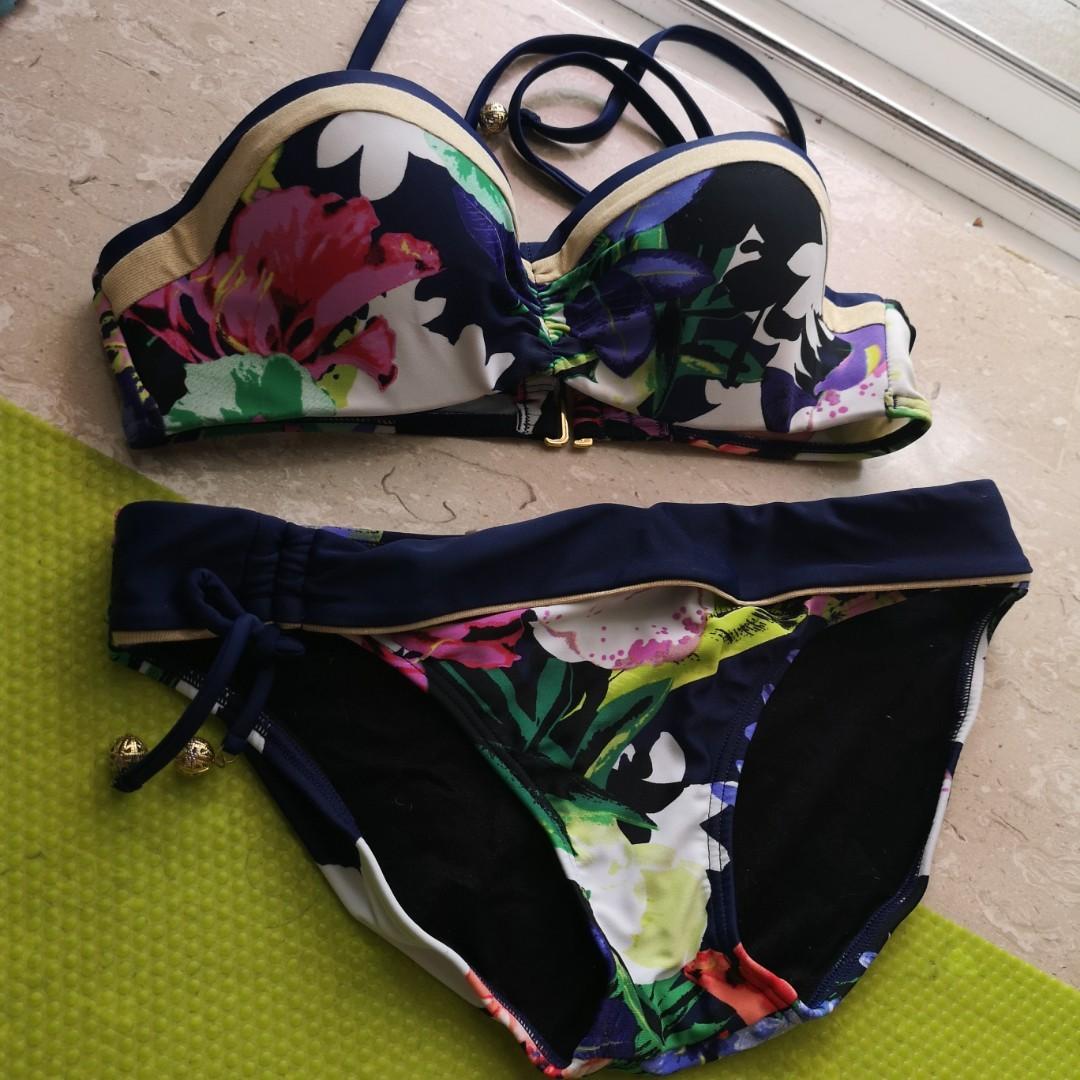 Triumph shop beachwear 2019