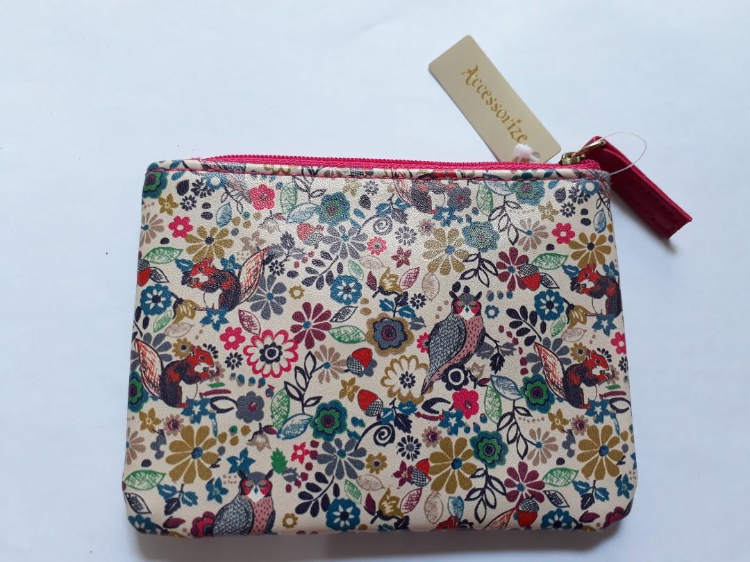 accessorize pouch