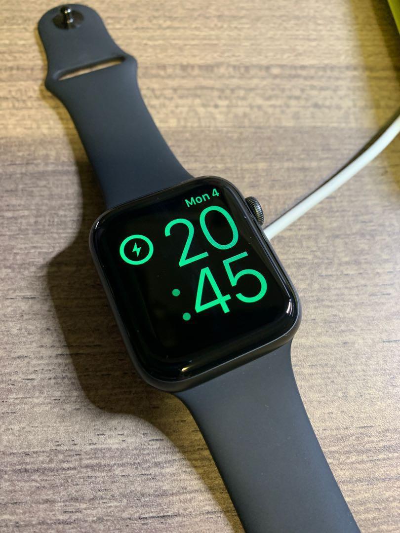apple watch series 4 space gray 44mm