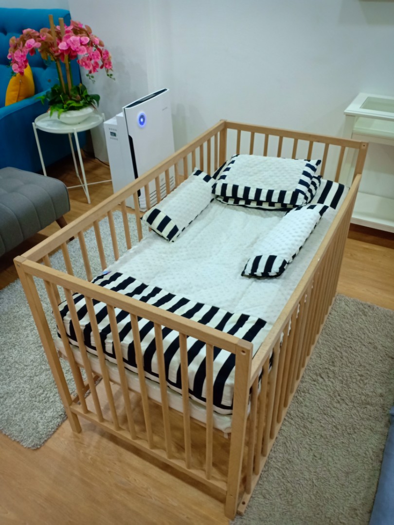 Tilam baby cot hotsell