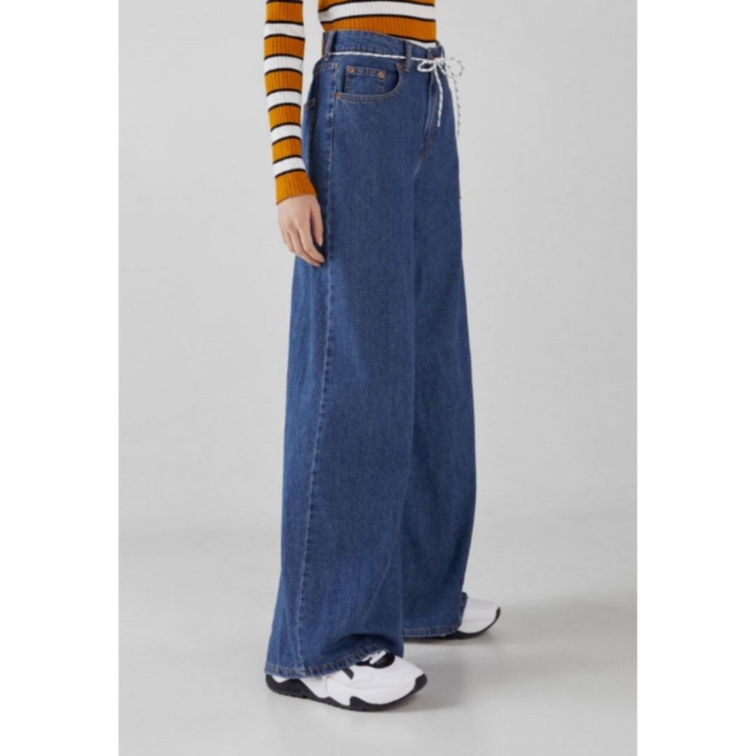 Bershka High Waist Wide Leg Jeans 
