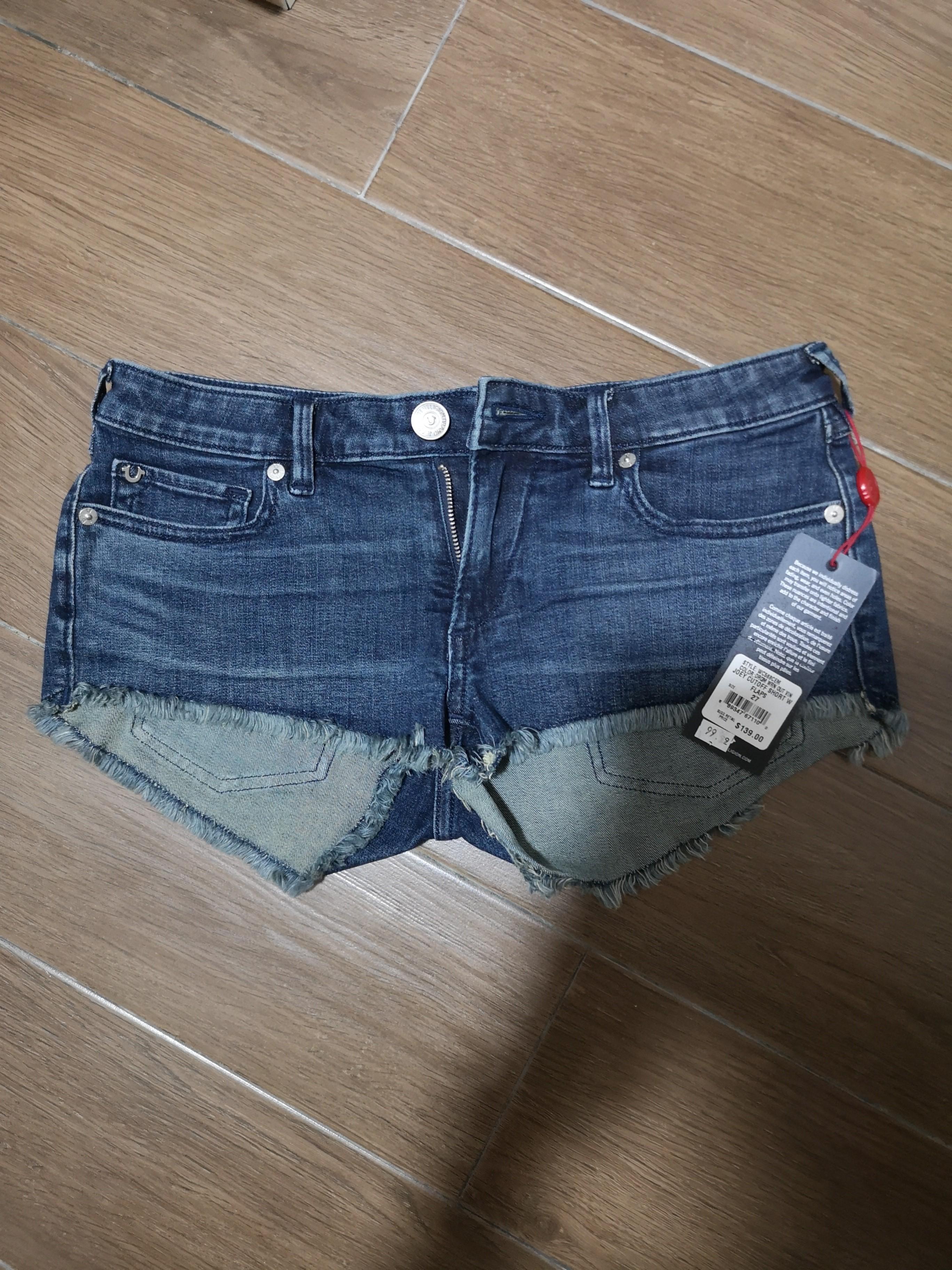 BN True Religion Joey Cutoff, Women's Fashion, Clothes, Pants, Jeans &  Shorts on Carousell