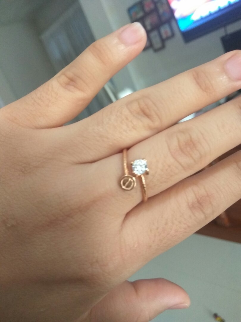 Cincin Emas Asli Kadar 375 Fesyen Wanita Perhiasan Di Carousell Cincin emas is in west java. cincin emas asli kadar 375