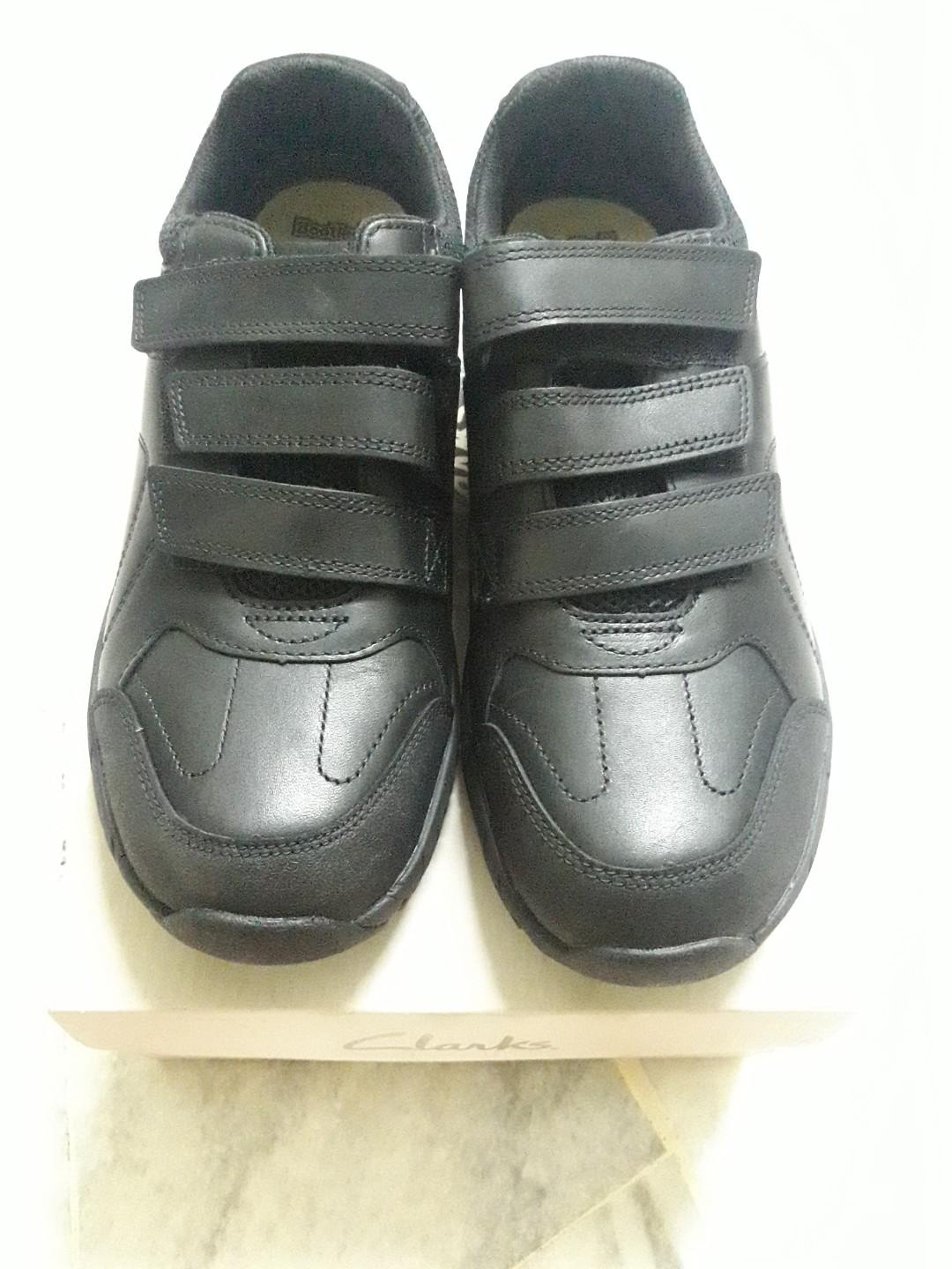 Clarks shop bootleg sale
