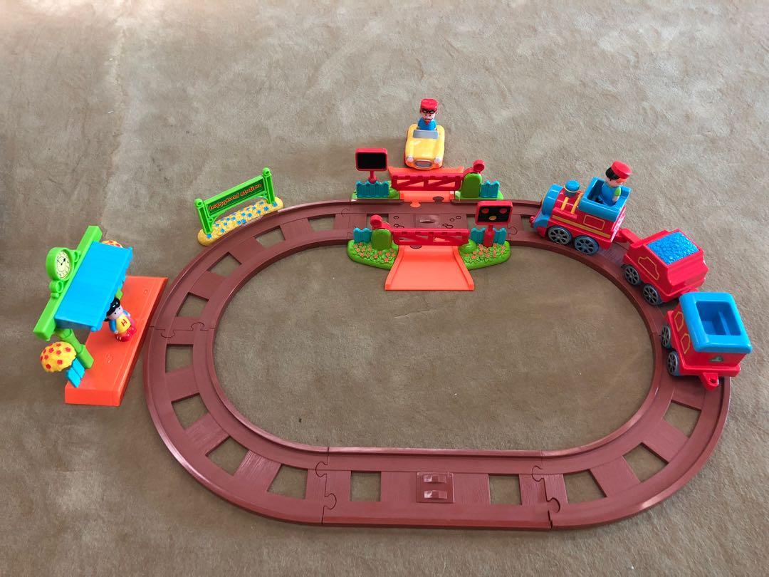 Happyland train track sale