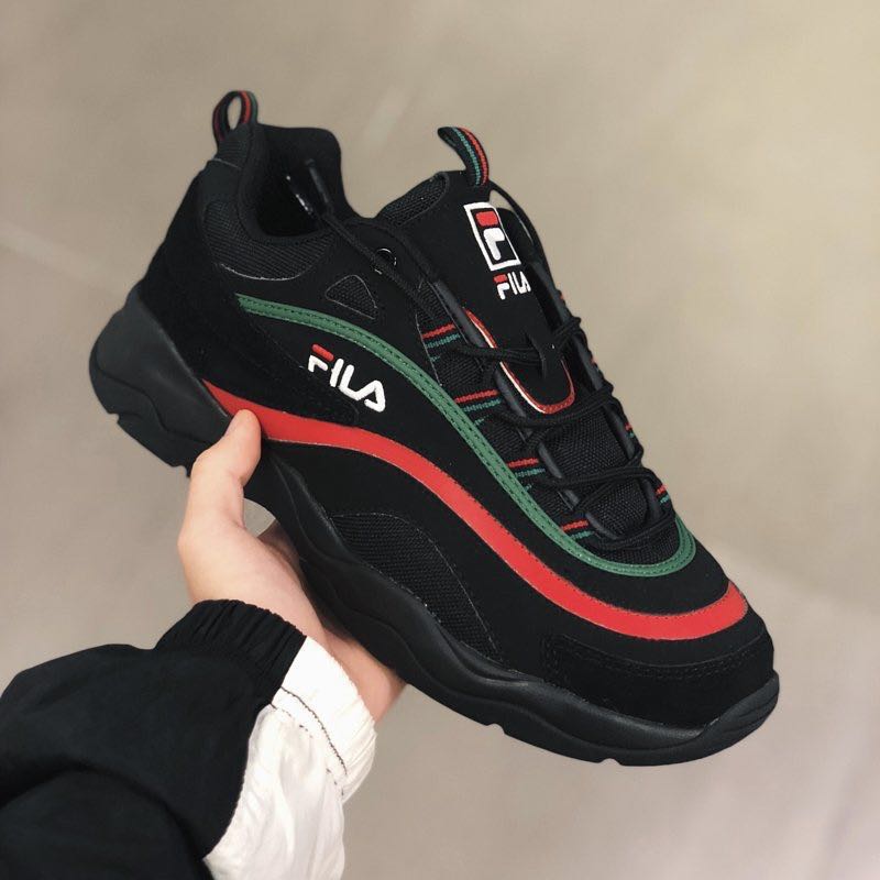 Fila Ray Black, Women's Fashion, Shoes, Sneakers on Carousell