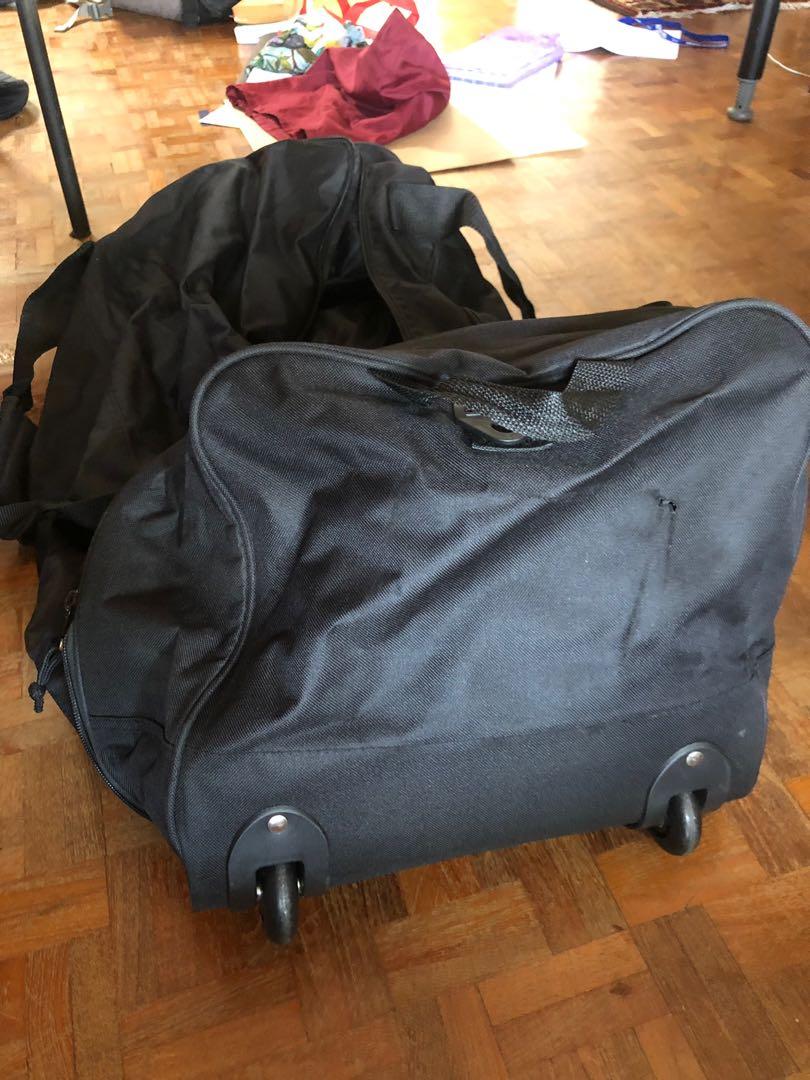 big travel bag with wheels