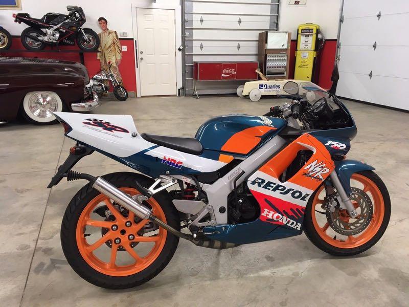 Honda Nsr 150 Sp Stock Footrest Motorcycles Motorcycle Accessories On Carousell
