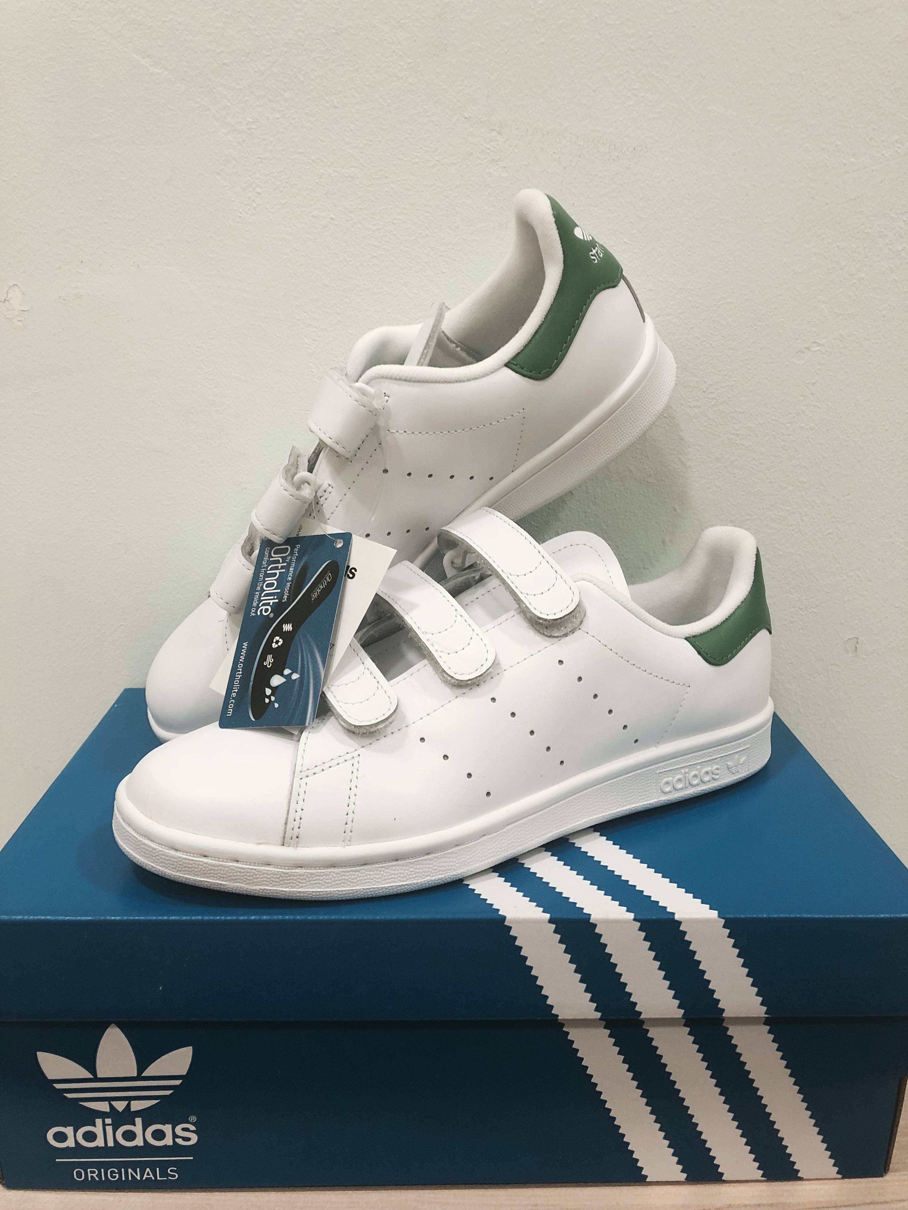 adidas stan smith velcro shoes