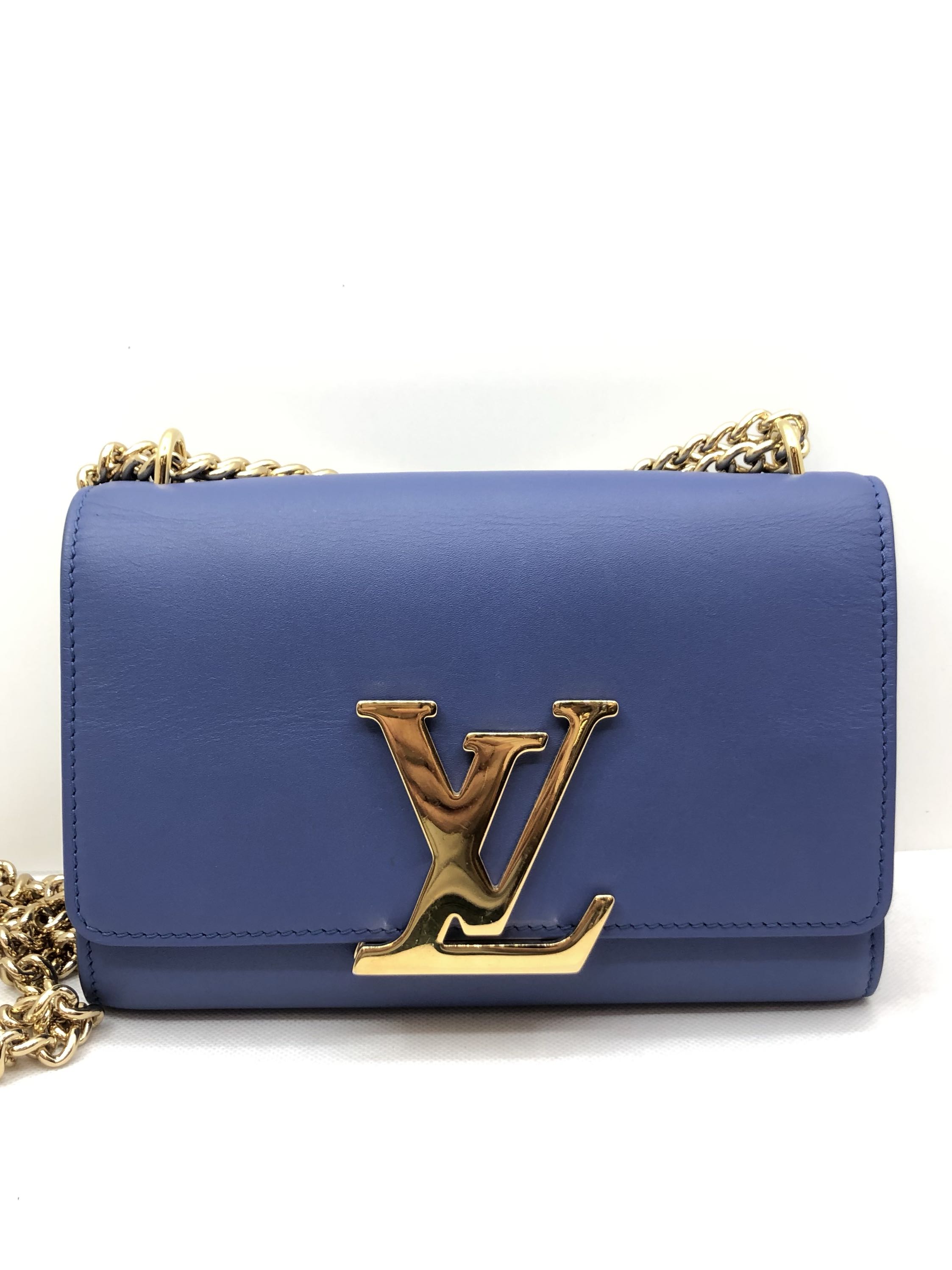 lv chain sling bag