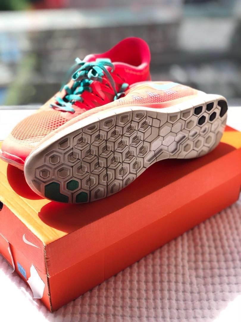 Nike free hyper top punch