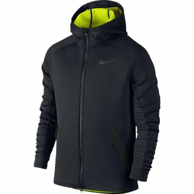 nike therma sphere max