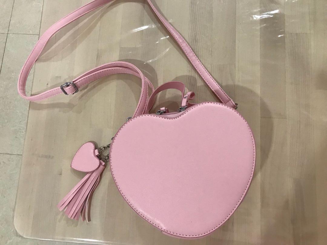 Heart shaped purse discount pink