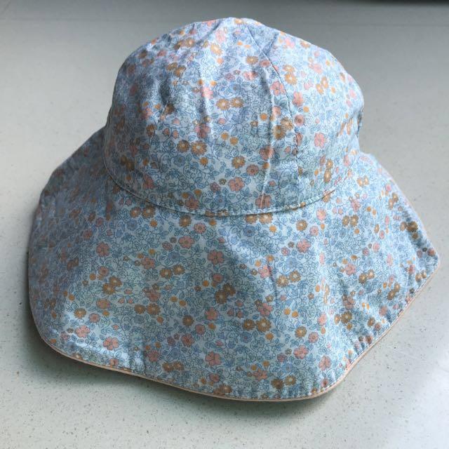 Preloved Old Navy 0 6M Floral Sun Hat for Baby Girl Babies Kids Babies Kids Fashion on Carousell
