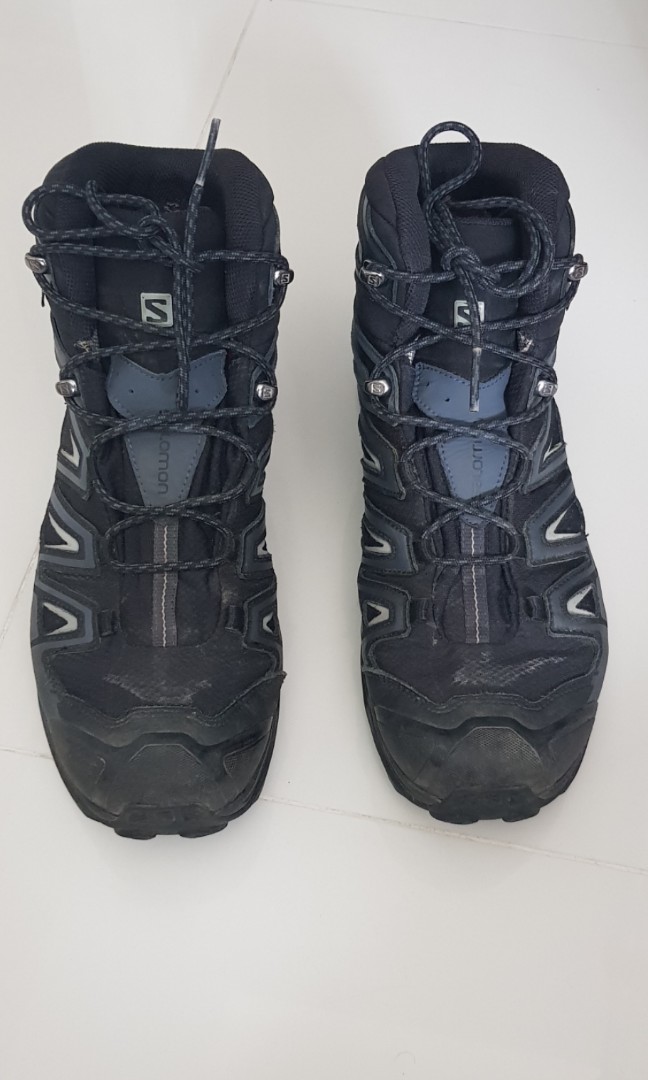 solomons walking boots