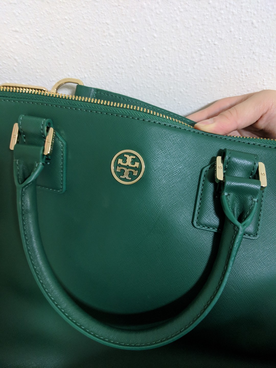 Buy Tory Burch Handbag Miller Logo Plaque Shoulder Bag With Og Box and Dust  Bag (Green) (J1416)