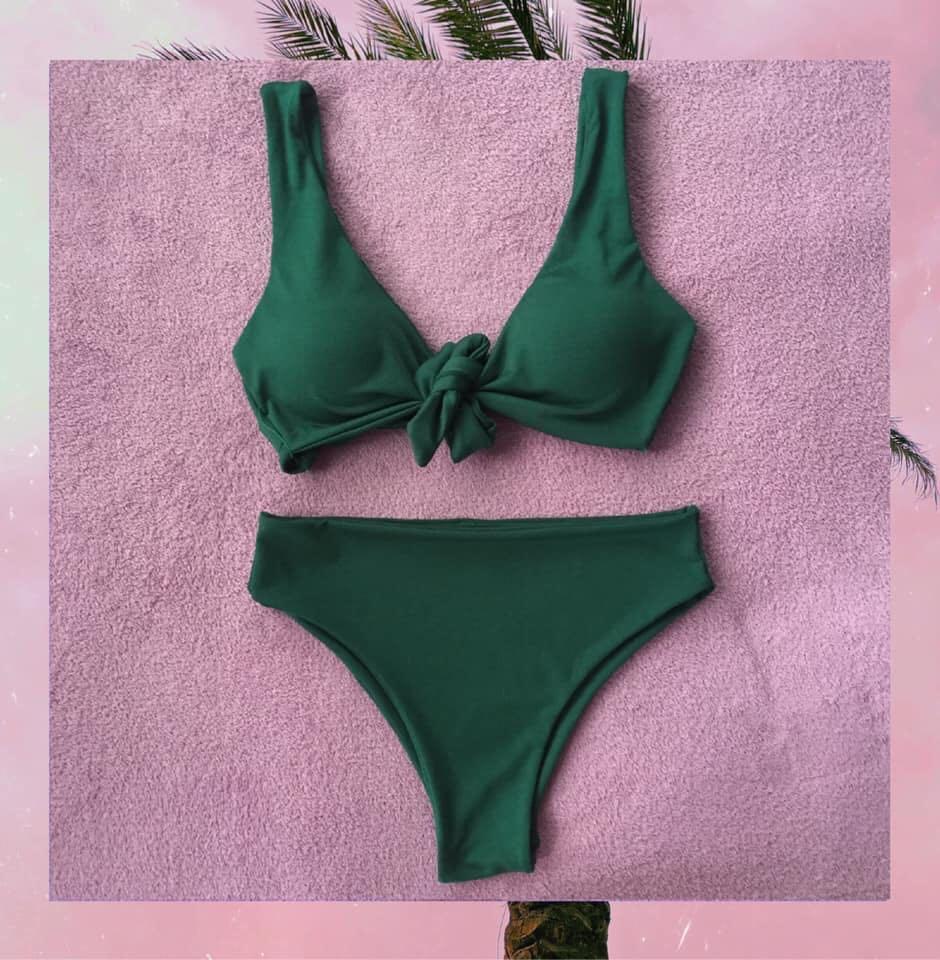 Two-Piece Swimsuit (Category: Bikinis & Swimsuits) located in Quezon City. Submitted by skeeeeeeeeeks (Listing ID 213575064, Image 1). Description: Two-Piece Bikini 🌴 Freesize 🌴 w/ Foams.