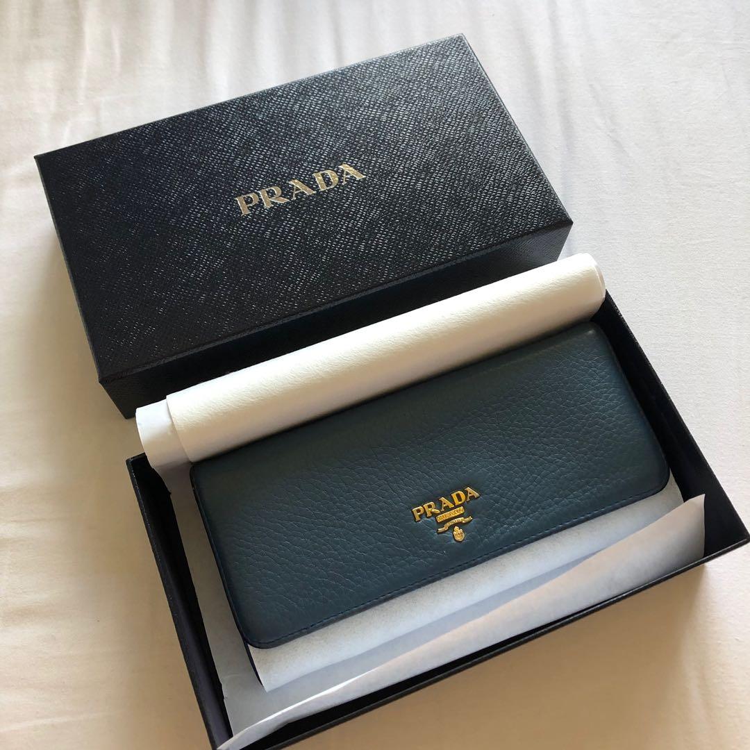 Used Prada Wallet in Bluette Saffiano 