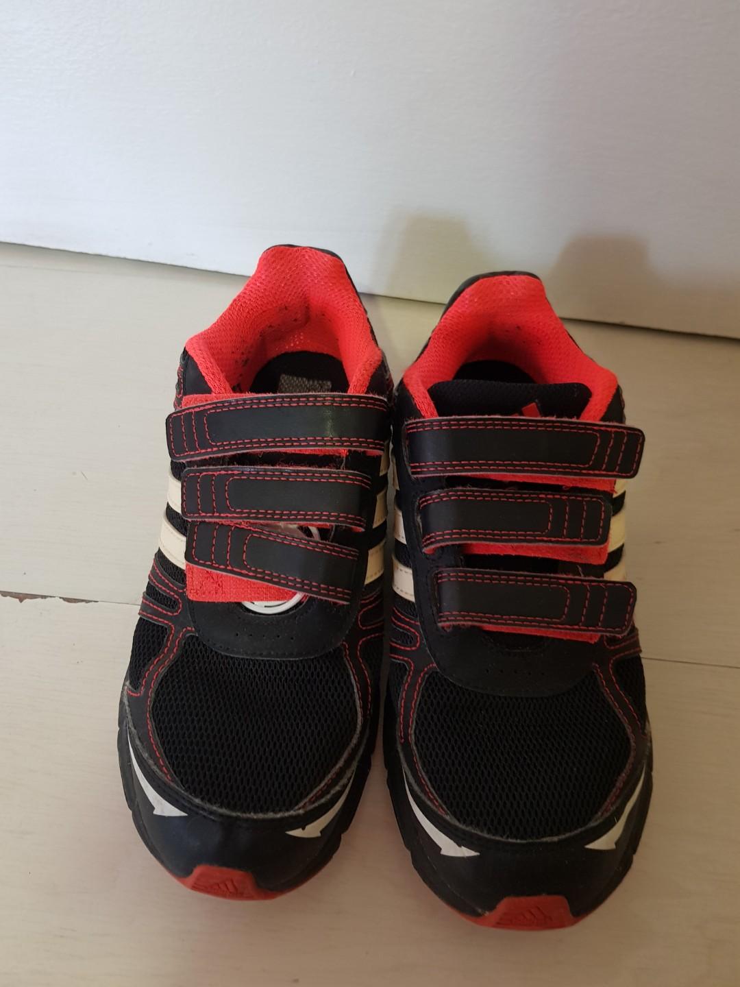 adidas kids shoes size 3