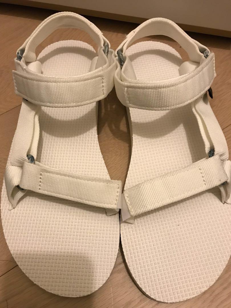 teva toddler shoes