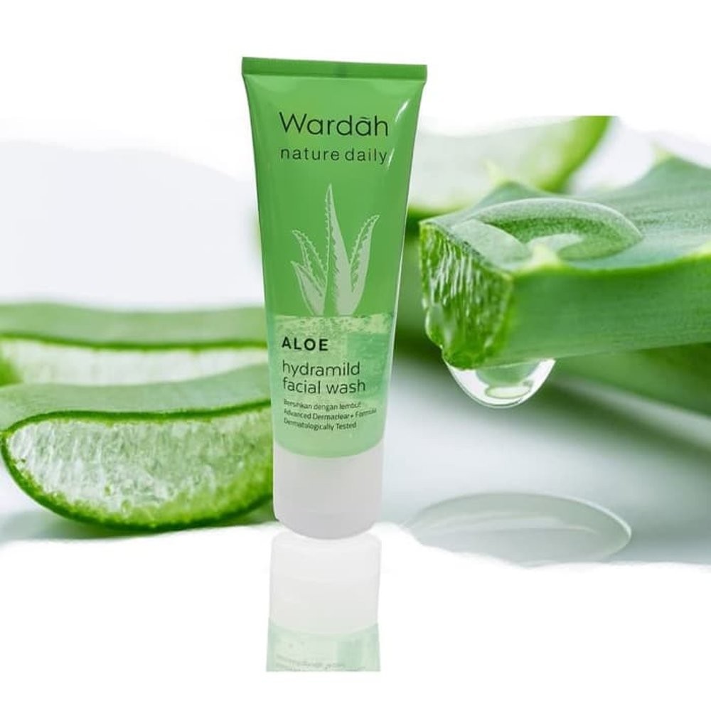 aloe vera gel as face wash