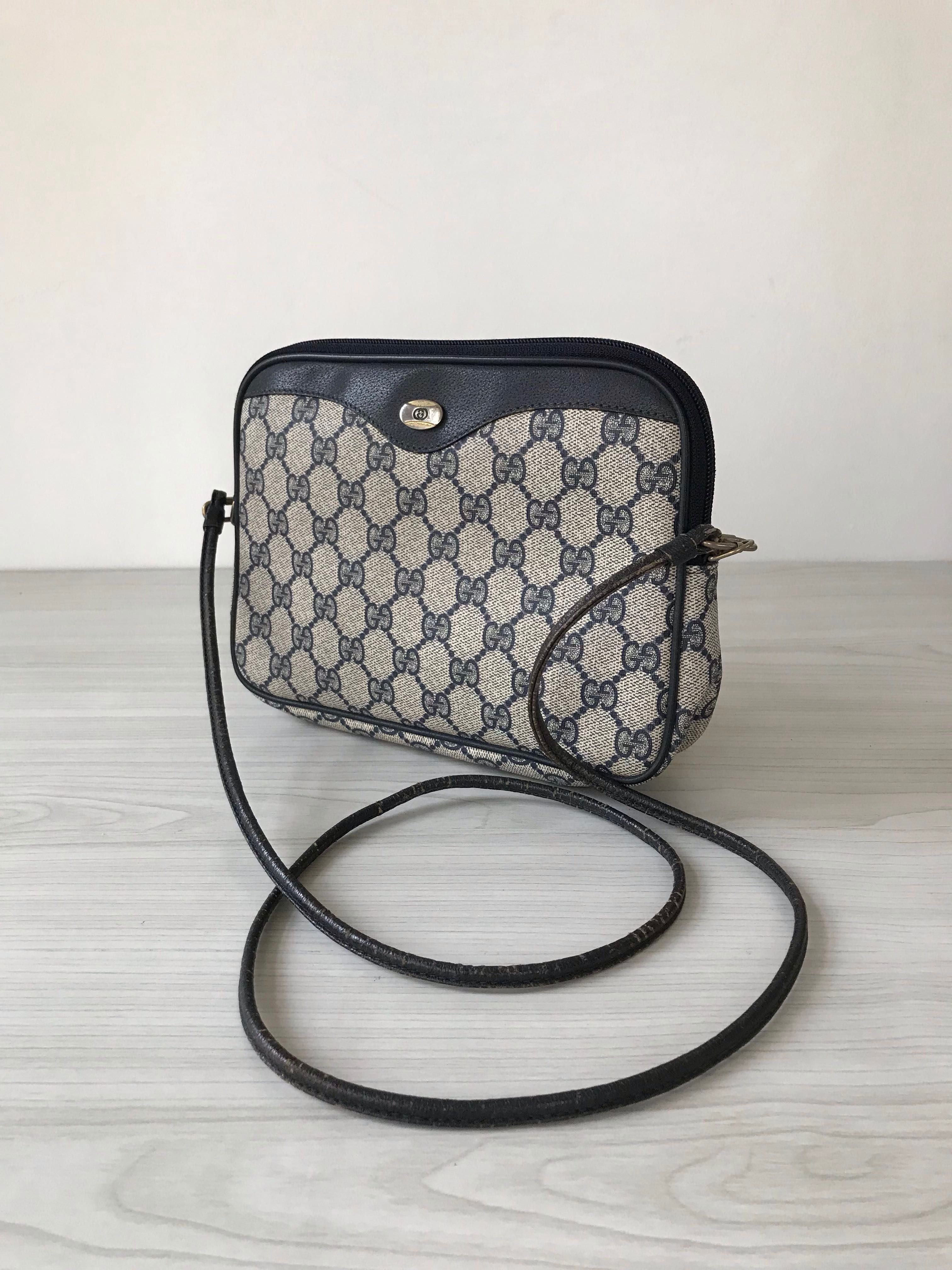 Authentic Vintage Gucci Camera Bag Pig Skin Lining