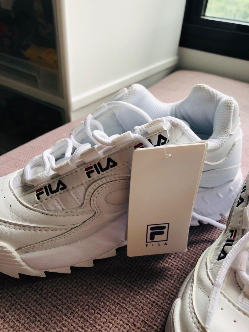 Fila disruptor 3 formation Women s Fashion Footwear Sneakers on Carousell