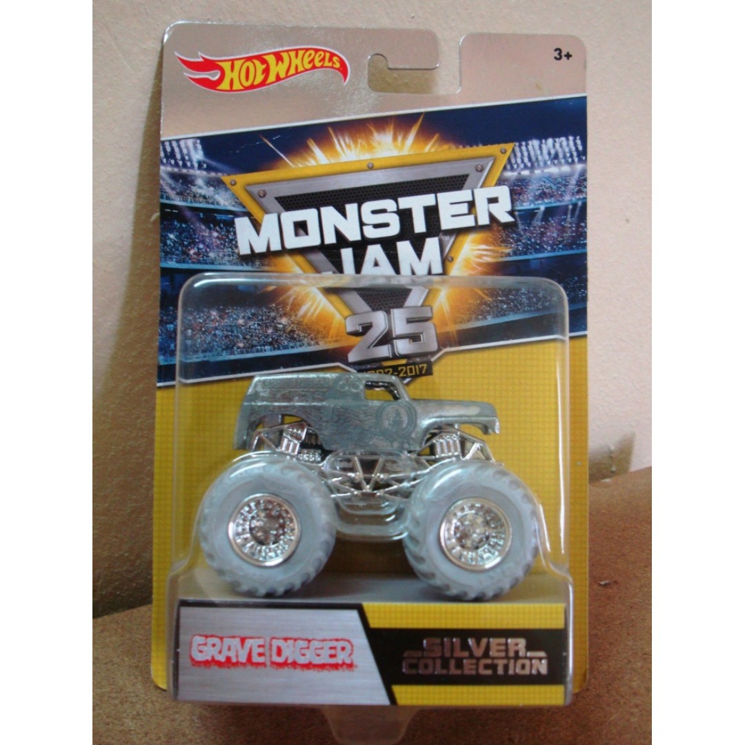 Hot Wheels Monster Truck GRAVE DIGGER SILVER COLLECTION, Hobbies & Toys ...