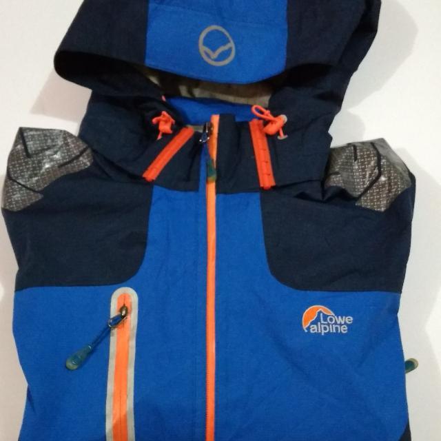Jaket lowe alpine sale