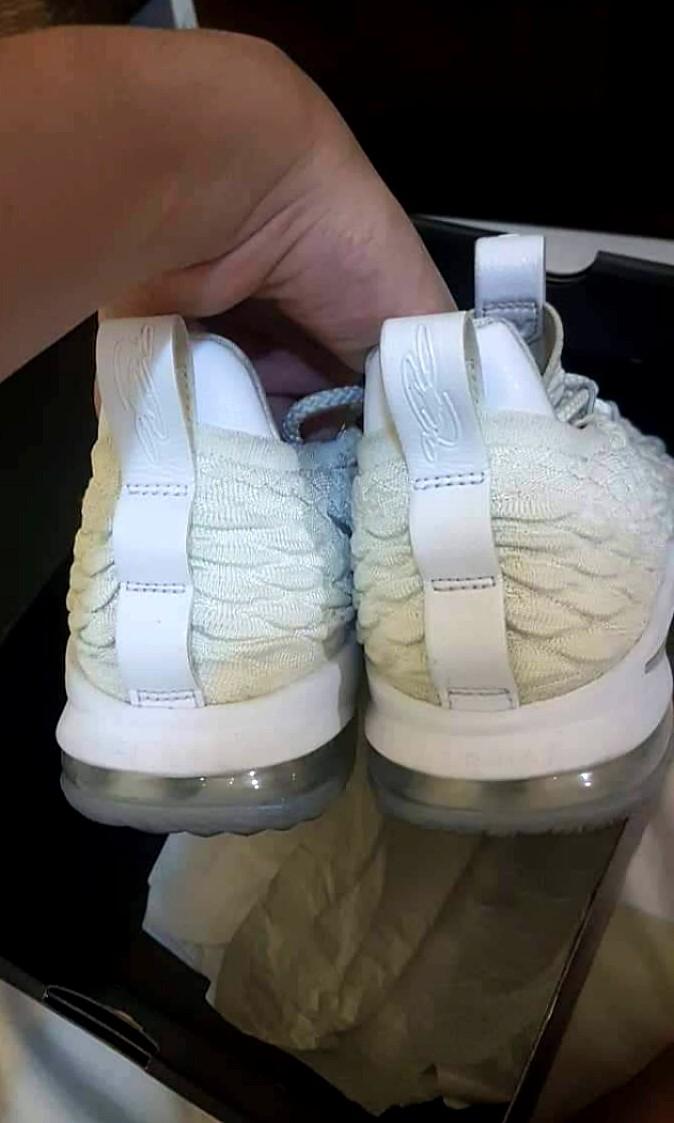 Triple white cheap lebron 15