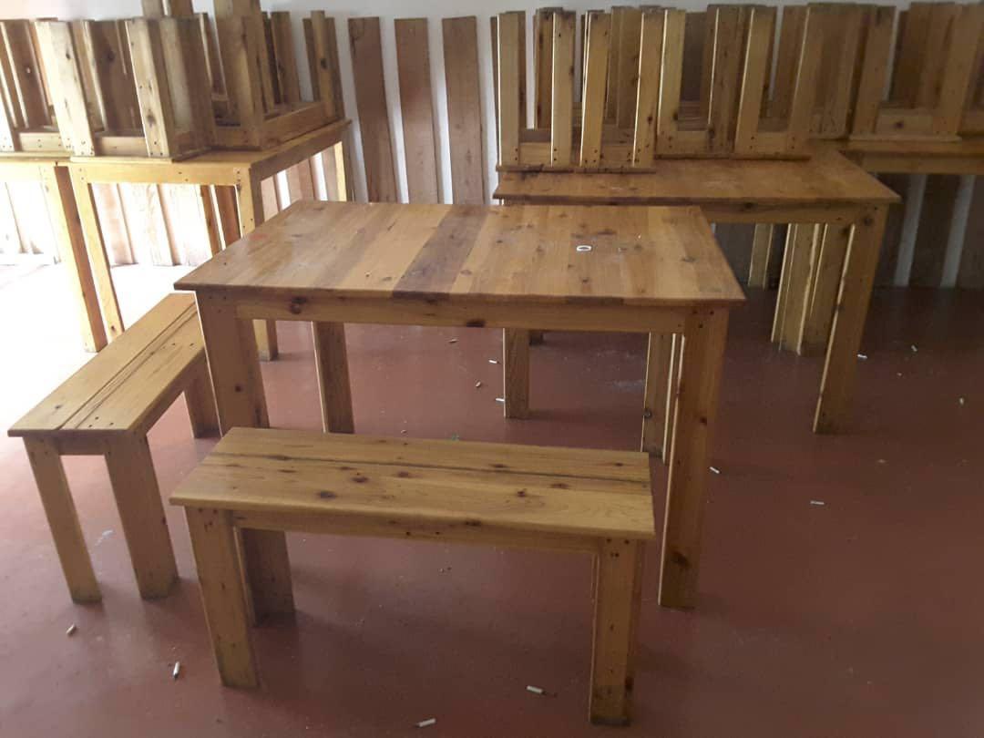 Meja Kerusi Kayu Kedai Makan Home Furniture Furniture On Carousell