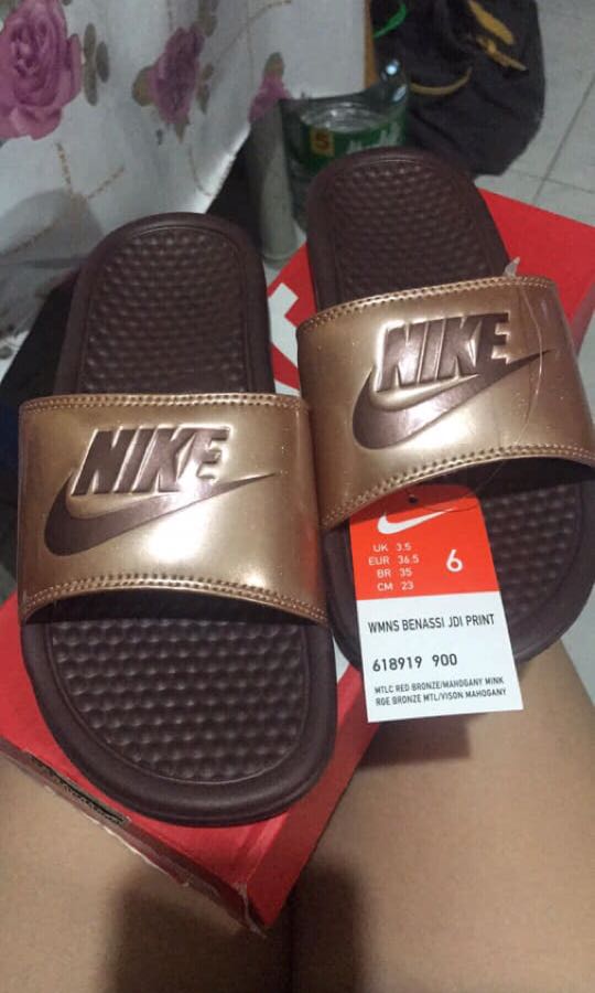 nike benassi bronze