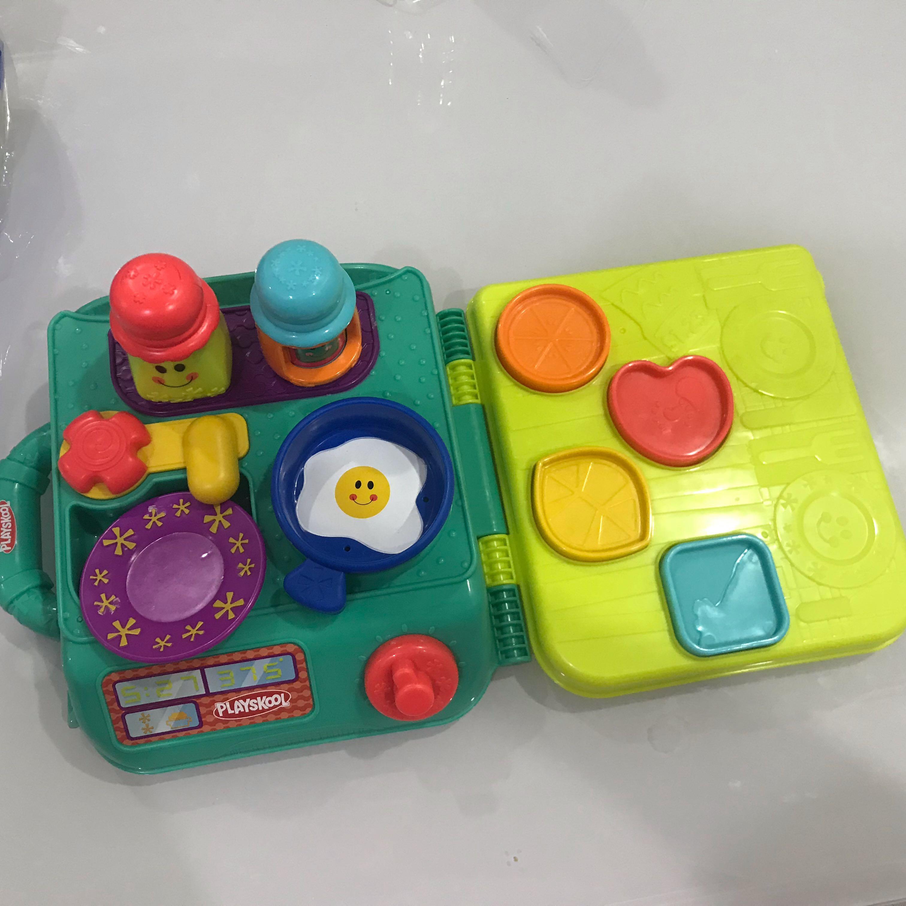 Playskool pretend n go kitchen play set Hobbies Toys Toys