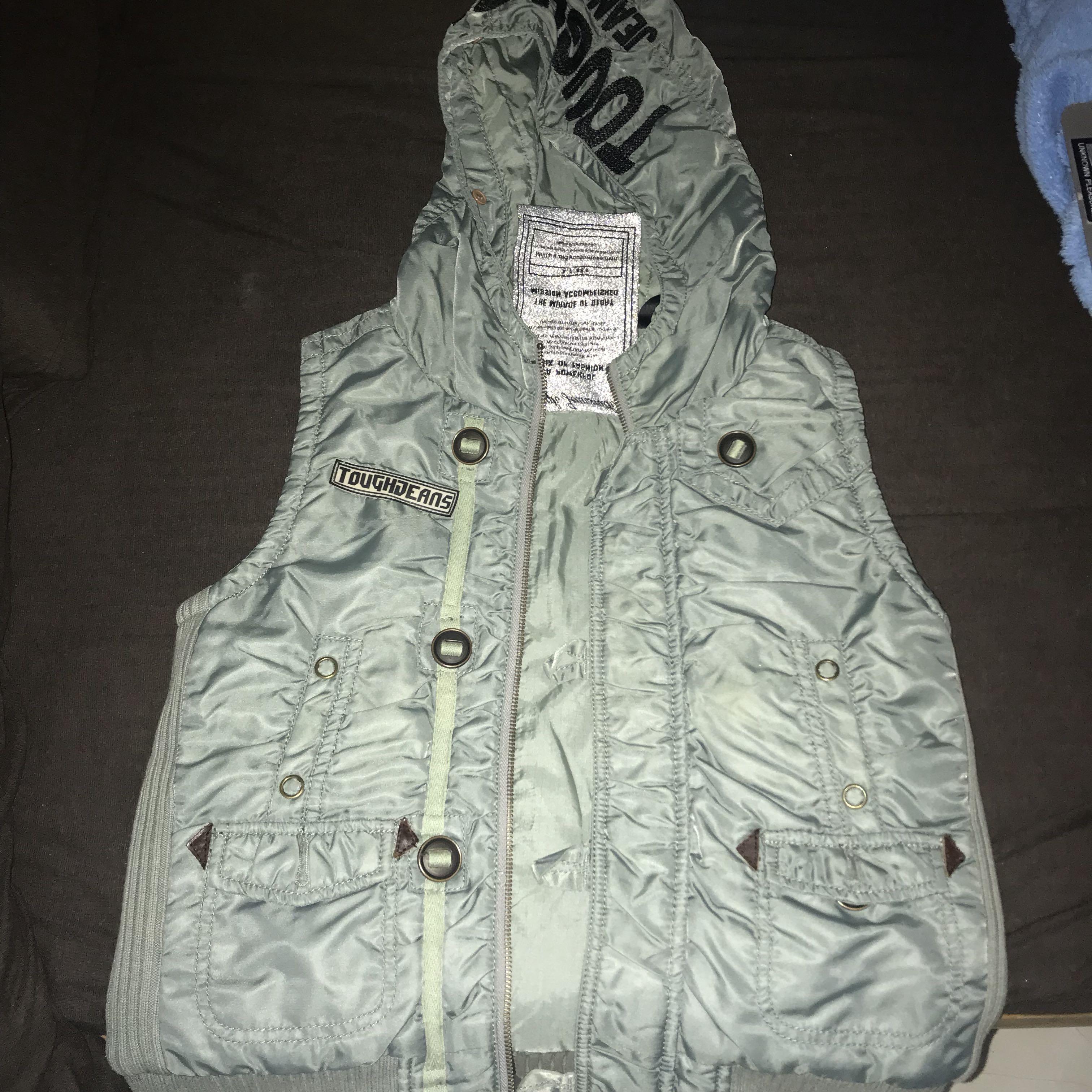 Tough Jeansmith 背心外套 Women S Fashion Women S Tops On Carousell