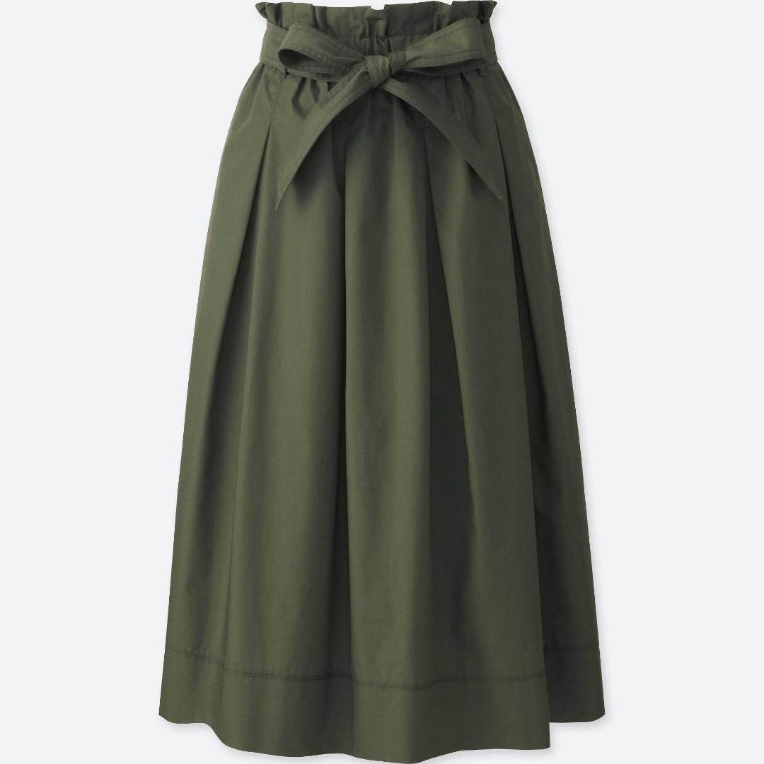 green high waisted skirt