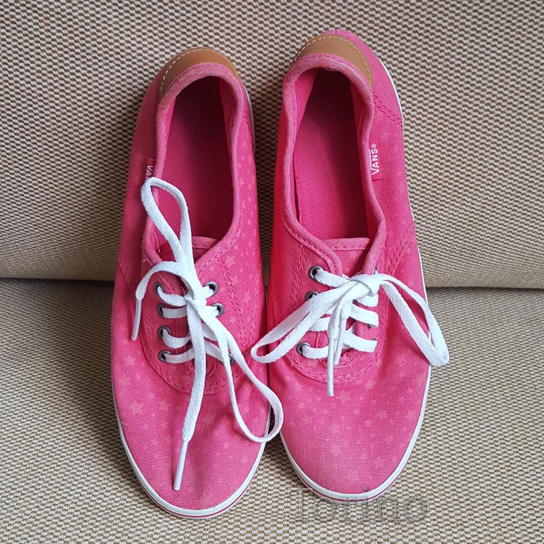 ladies pink canvas shoes