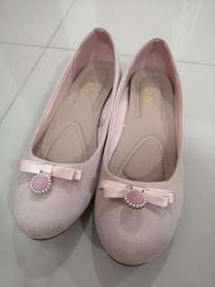 New Original Vincci Malaysia Flat Shoes 270mm