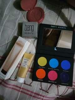 Makeup bundle!!