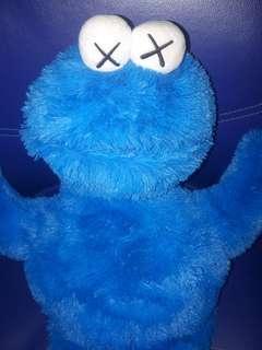 Kaws X Uniqlo Cookie monster