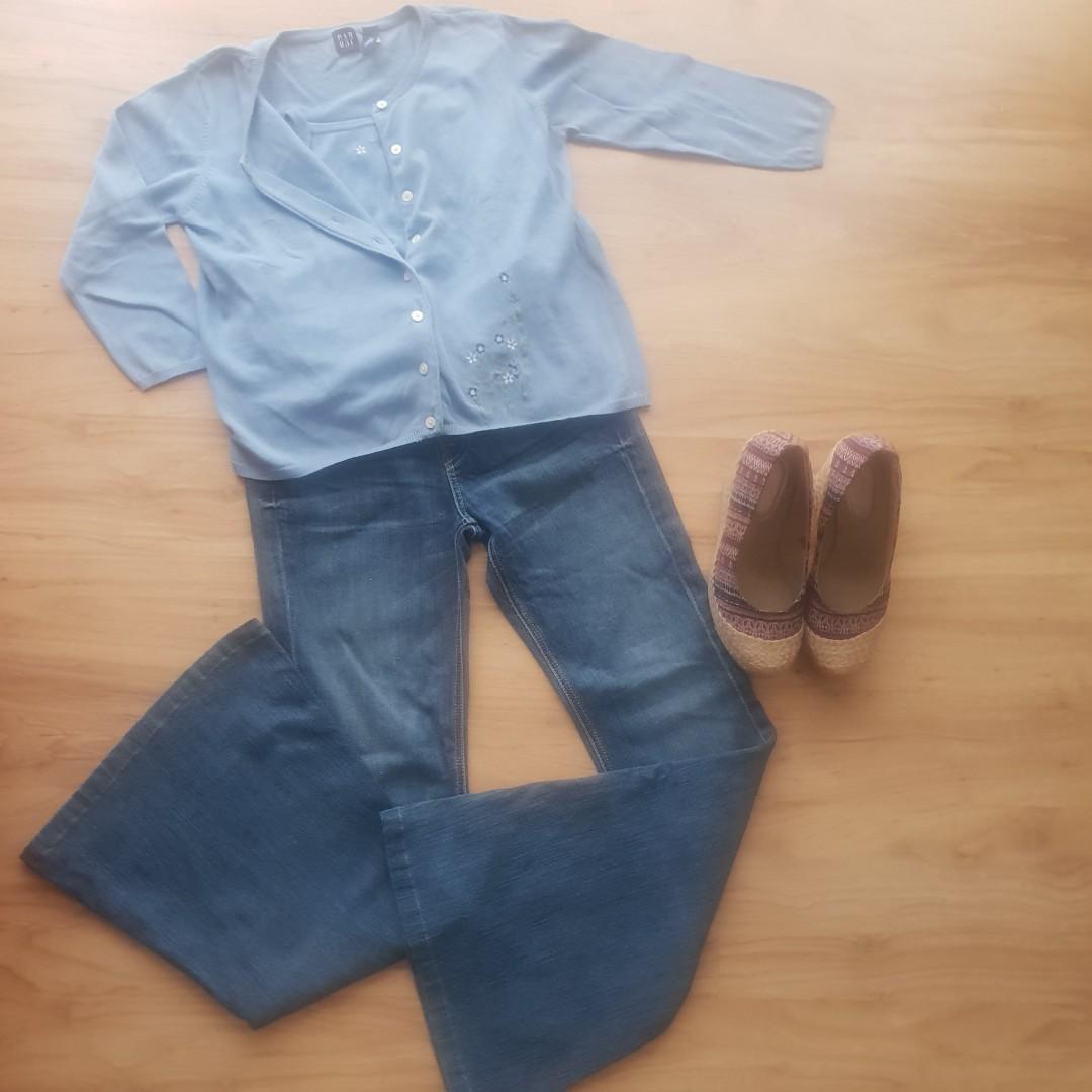 gap bell bottom jeans