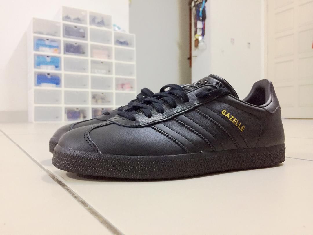 Adidas gazelle blackout