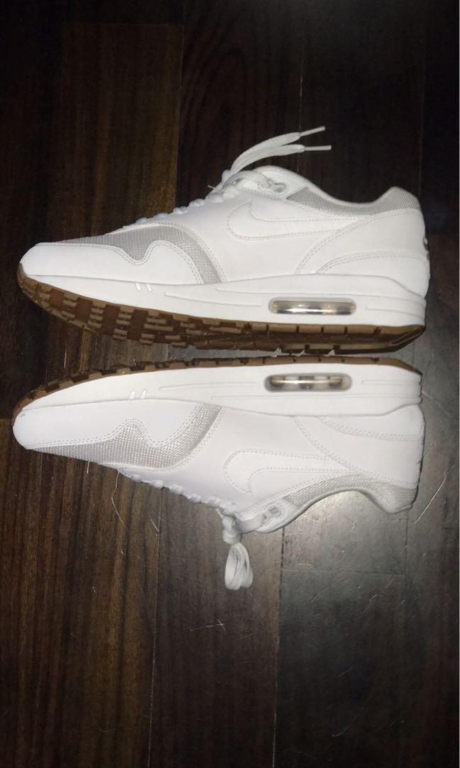 Air Max 1 White Gum/Triple White, Men's Fashion, Footwear, Sneakers on  Carousell