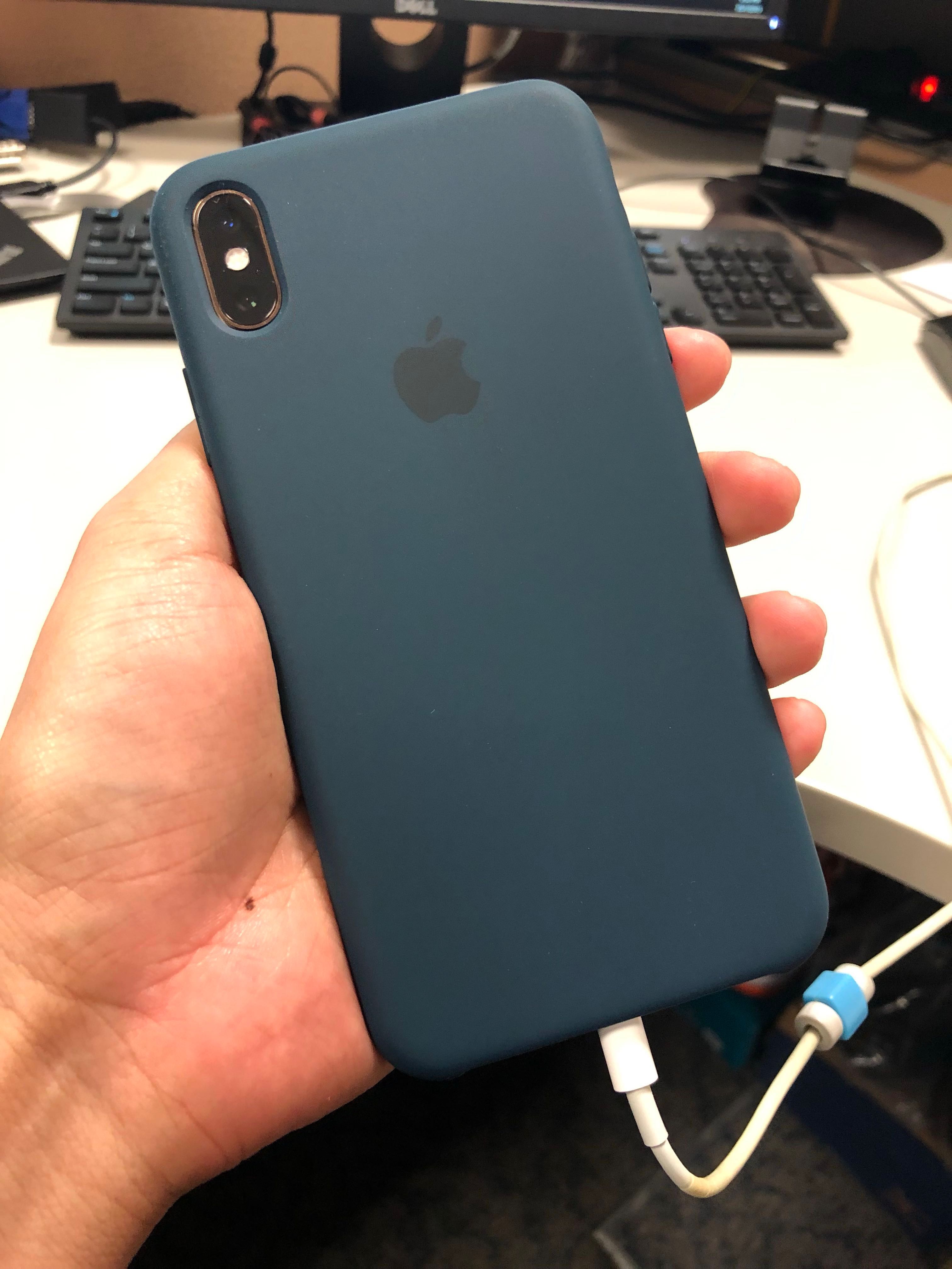 iPhone XS Max Silicone Case - Pacific Green - Apple