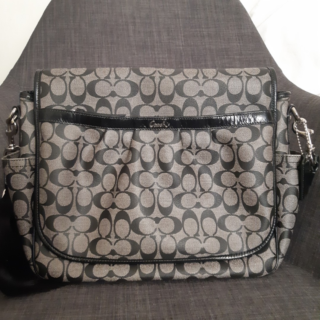 coach baby messenger bag