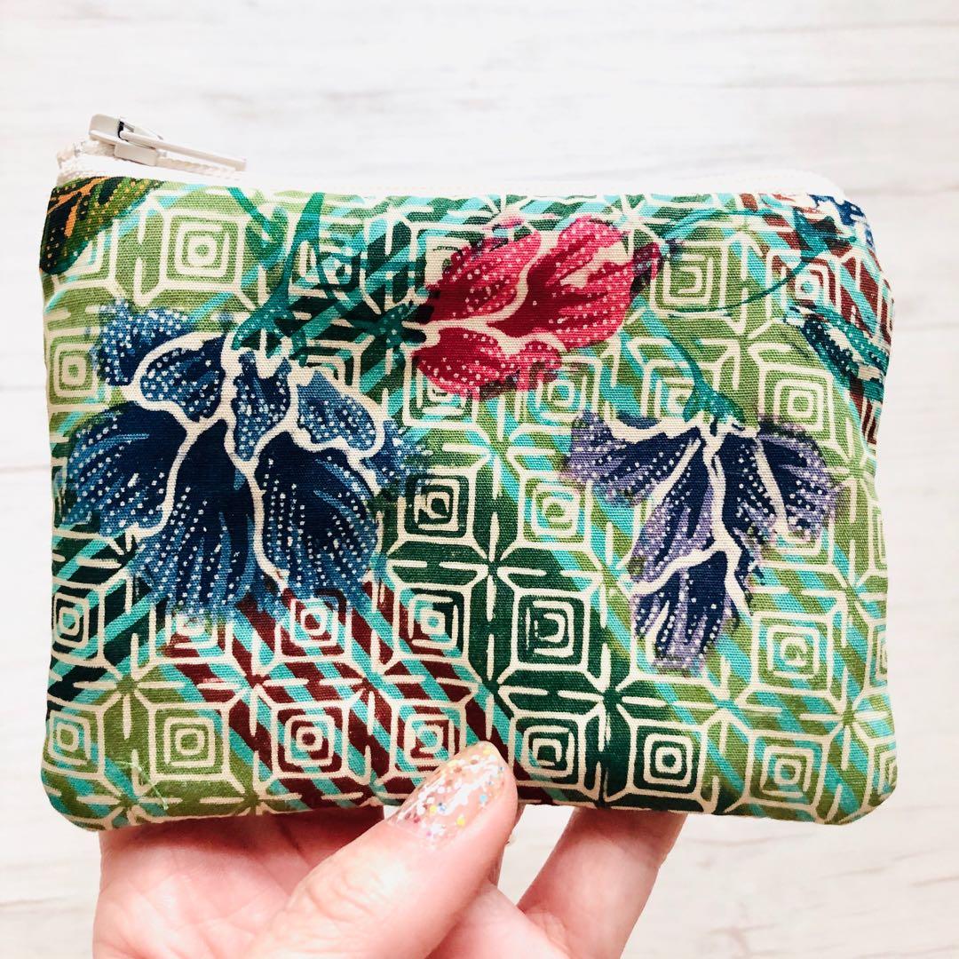 singapore purse