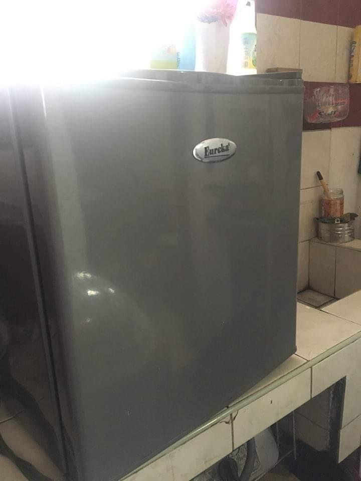 Eureka Mini Refrigerator, TV & Home Appliances, Kitchen Appliances