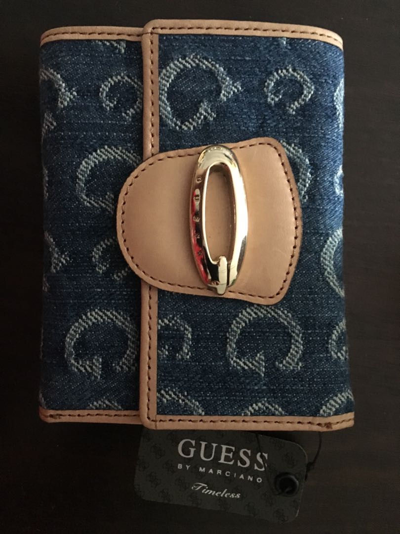 guess wallet, Women's Fashion, Bags & Wallets, Wallets & Card Holders on Carousell