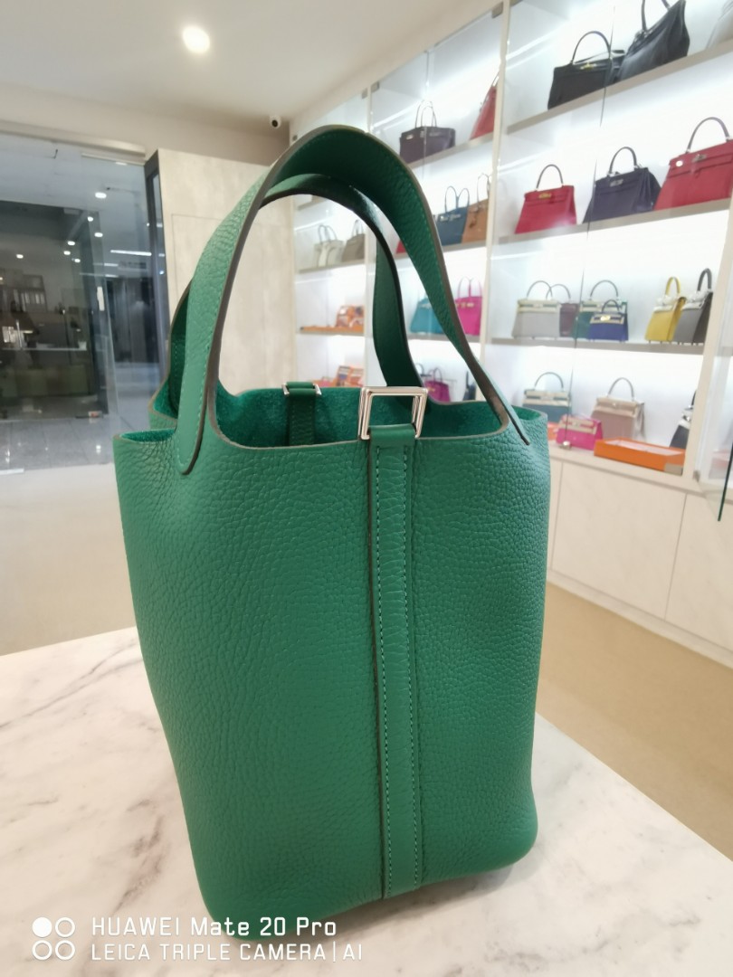 Hermes Picotin 18 Vert Vertigo Phw Stamp C Luxury Bags Wallets Handbags On Carousell