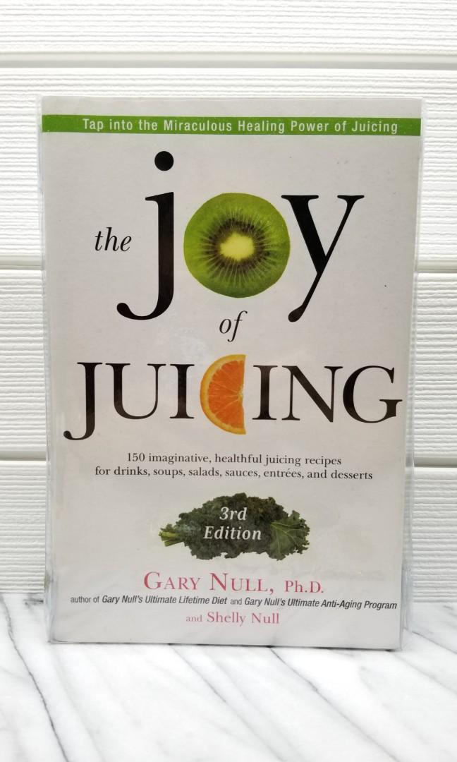 Joy of Juicing (Category: Storybooks) located in Quezon City. Submitted by fireflychic (Listing ID 213818354, Image 1). Description: Joy of Juicing Create ~ healthier ~home made ~ Nutritious Packed Real Fruit & vegetable juices for your Kids & Family. Sneak those veggies in your fruits for kids who dont like leafy greens 😊 Bought fr Healthy Options & stored New , Sealed & Never Opened RFS : Was gifted the same book by friends. Double copy.